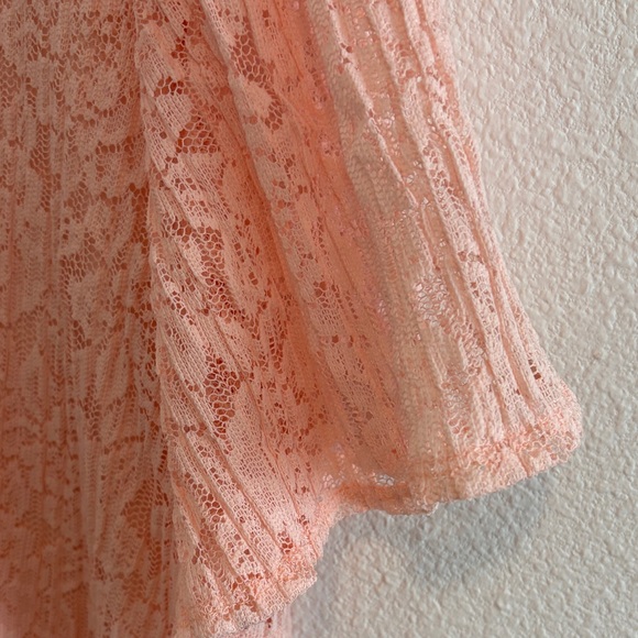 Haptics New Chic Peach Lace Midi Dress Women’s Size Medium - Picture 4 of 5